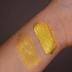 swatch fard à paupieres liquide sparkle gold pls cosmetics